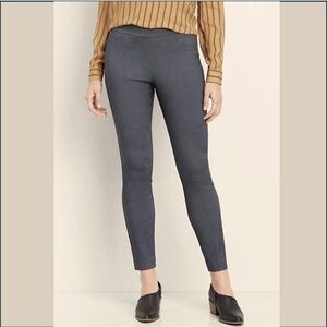 NWOT - Charcoal Gray - Pull On Bengaline Skinny Ankle Pant - M Short